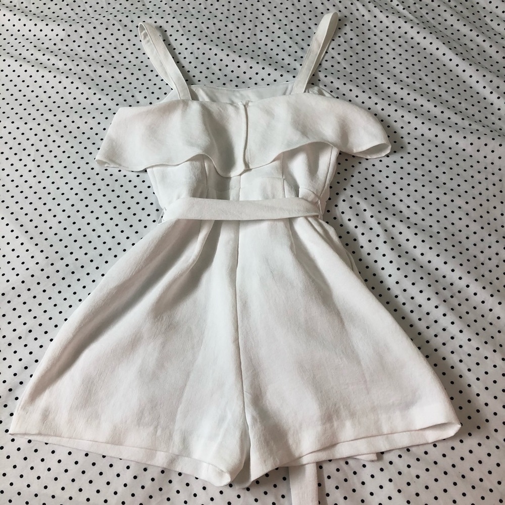 Express White Ruffle Romper - Picture 5 of 7